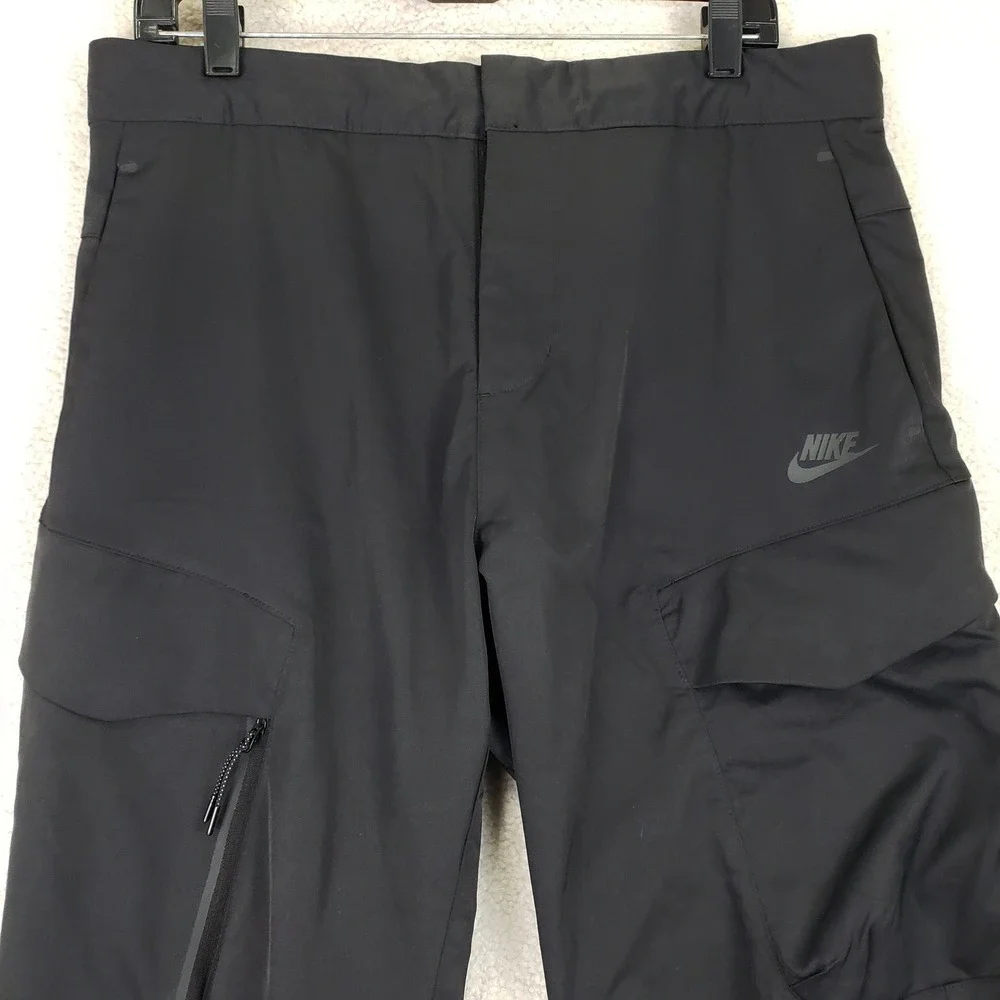 Nike sportswear tech